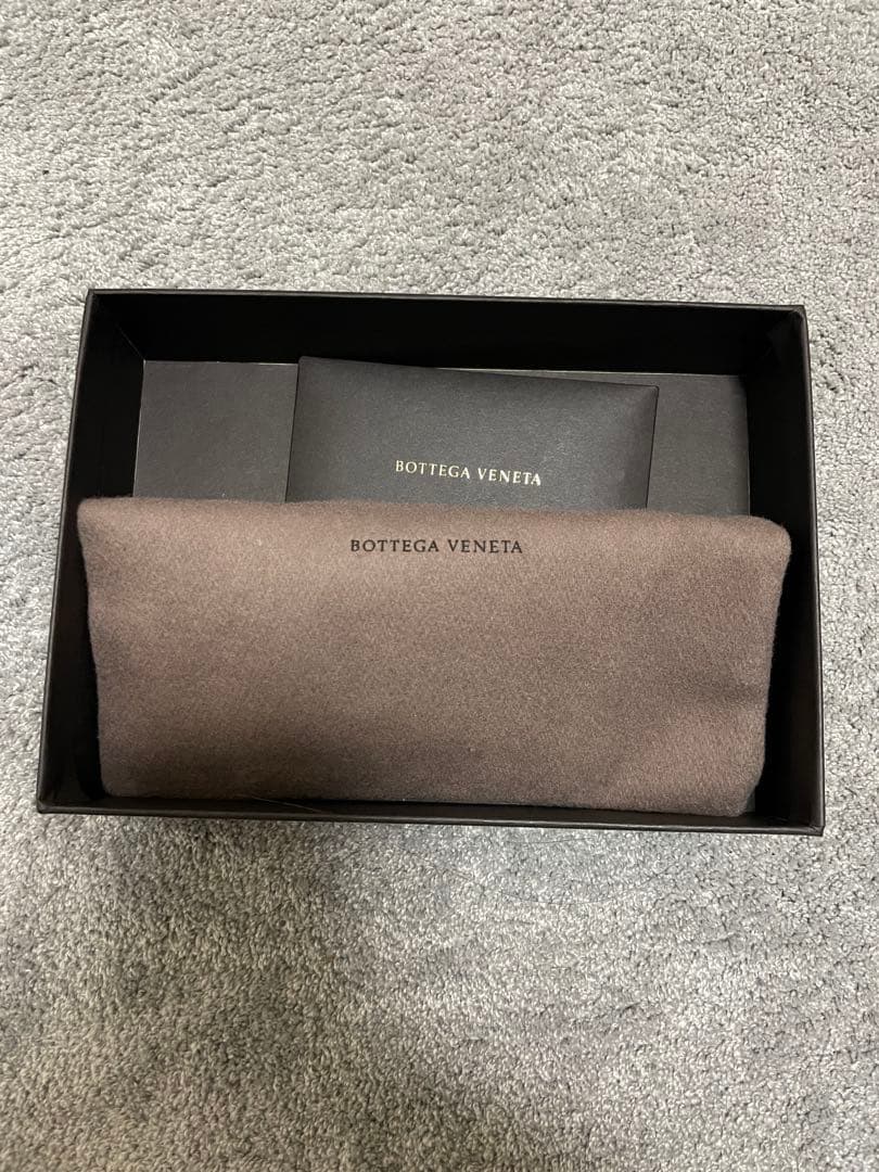 Bottega Veneta ブラックレザーキーケース
