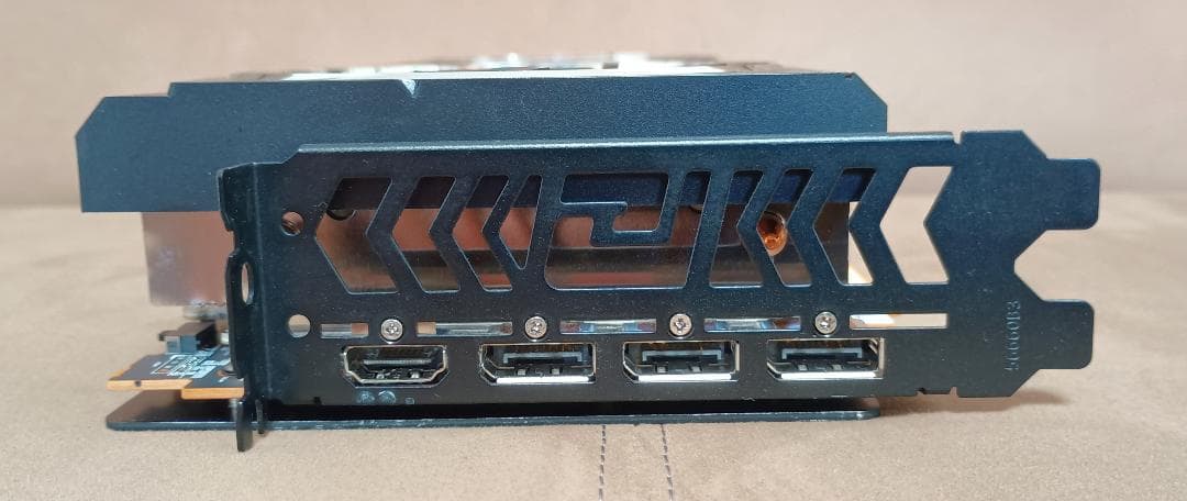 Radeon RX6800XT Red Dragon OEM ジャンク品