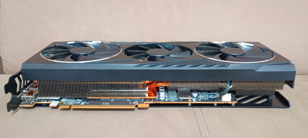 Radeon RX6800XT Red Dragon OEM ジャンク品