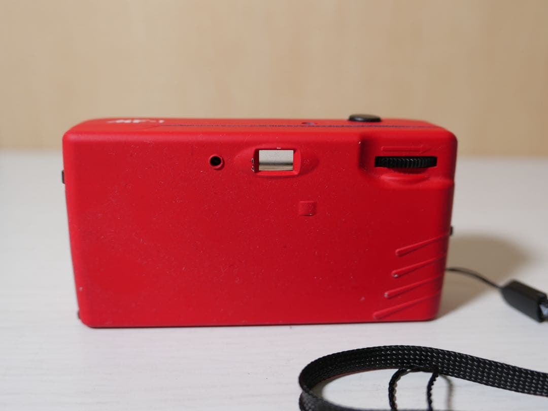 Supreme Yashica MF-1 Camera Red シュプリーム