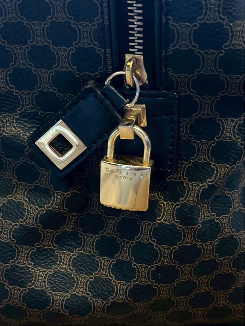 美品　セリーヌCELINE 大容量ボストンバッグ