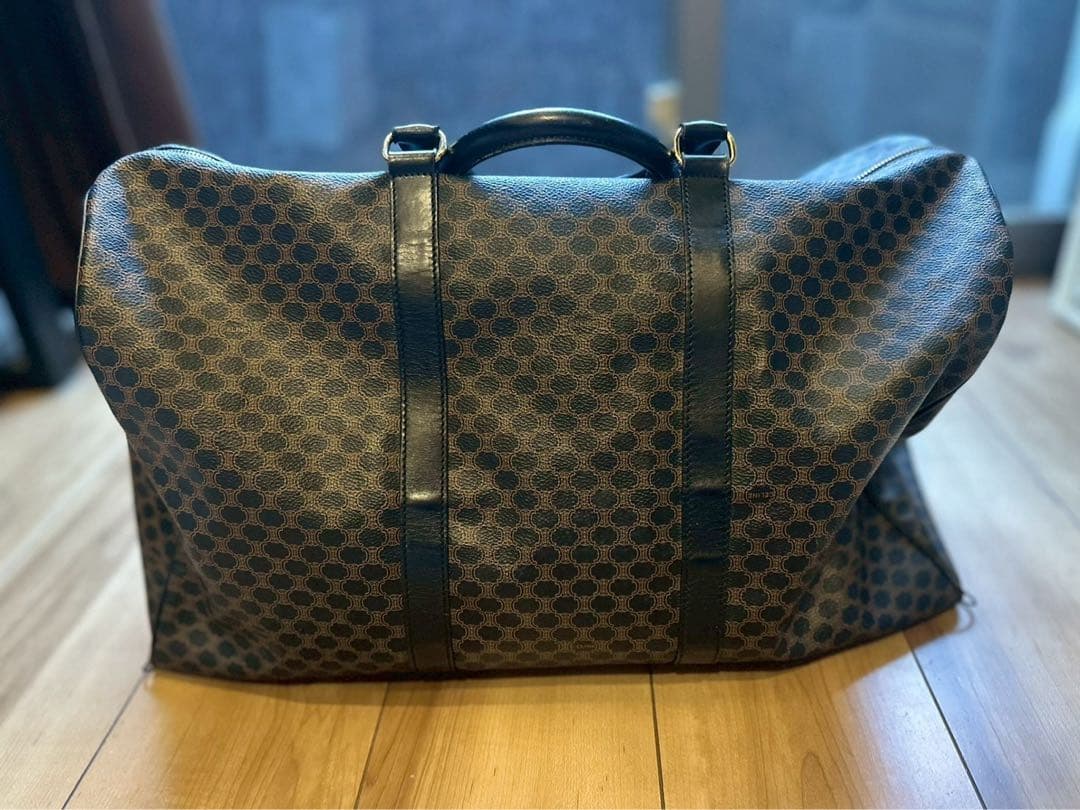 美品　セリーヌCELINE 大容量ボストンバッグ