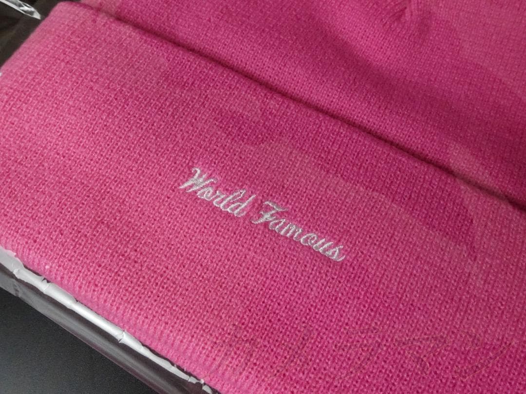 Supreme New Era Box Logo Beanie　Magenta