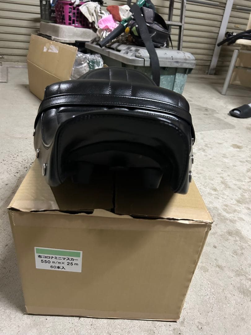 KAWASAKI 美品パッド入り ブラックシート　z650RS