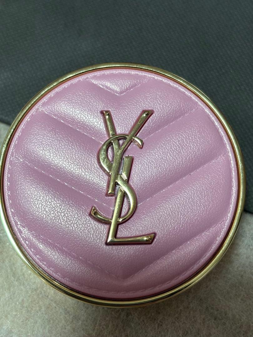 Yves Saint Laurent パウダーチーク 42