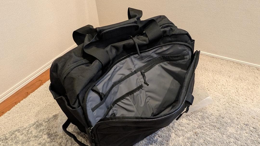 【ほぼ未使用】Aer Travel Weekender ブラック 正規品