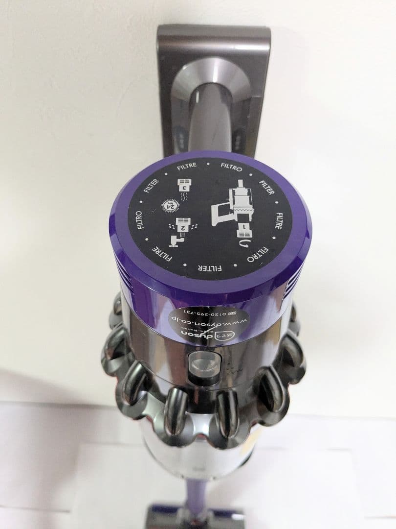 美品【60分稼働】ダイソン掃除機V10 SV12　⑫
