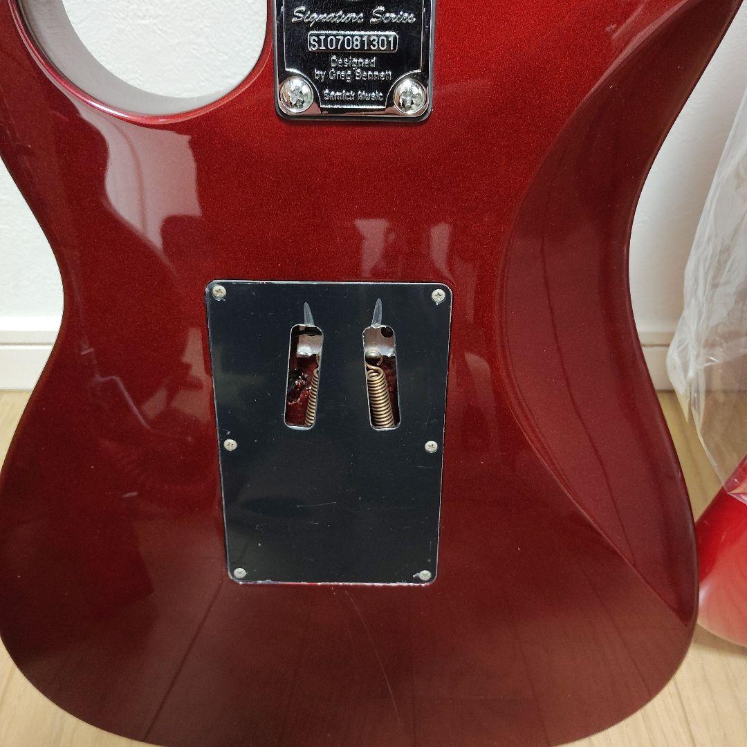 Greg Bennett Interceptor IC-3　フロイドローズ