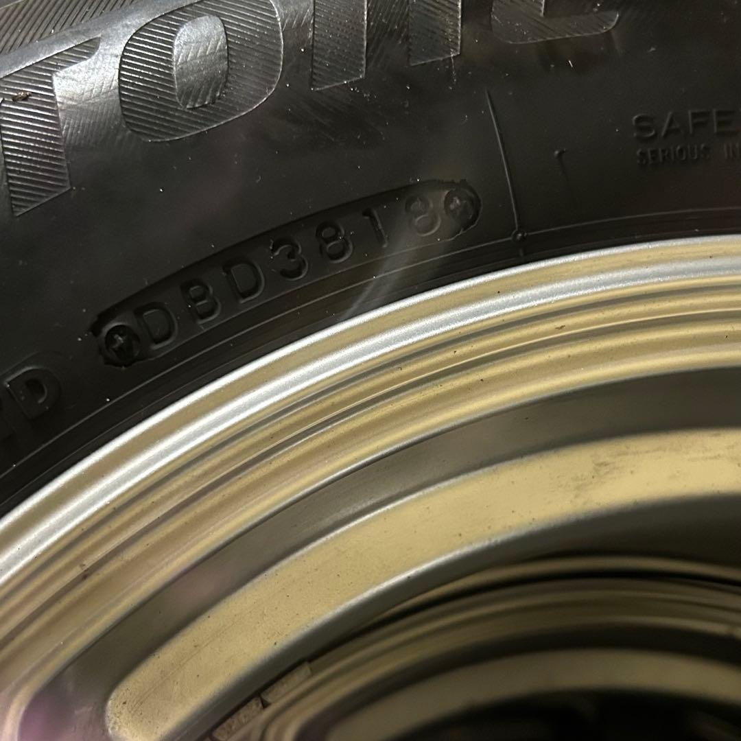 バリBLIZZAK DM-V2 スタッドレスタイヤ2018 175/80R15