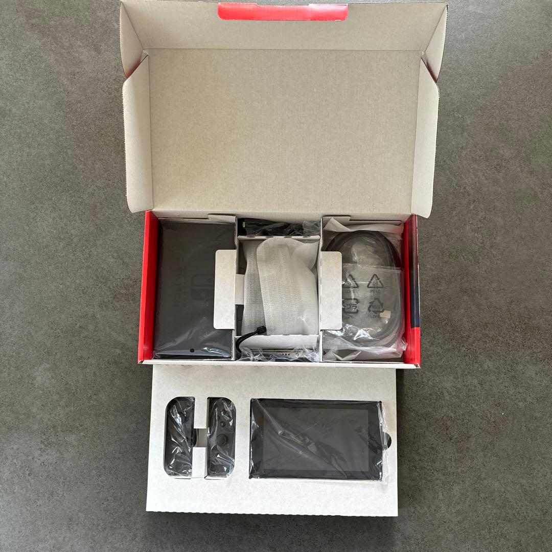 【美品】スイッチ　Nintendo Switch 本体　グレー　箱あり付属品あり