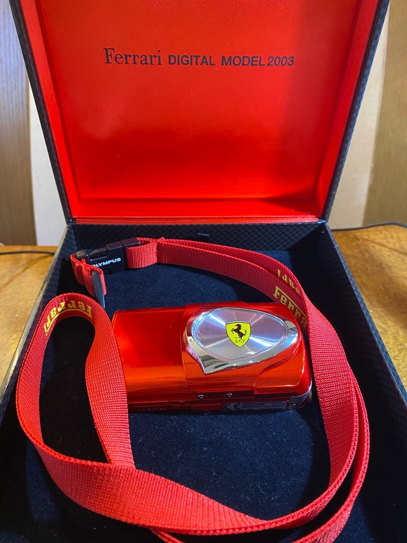 フェラーリ　デジタルカメラ