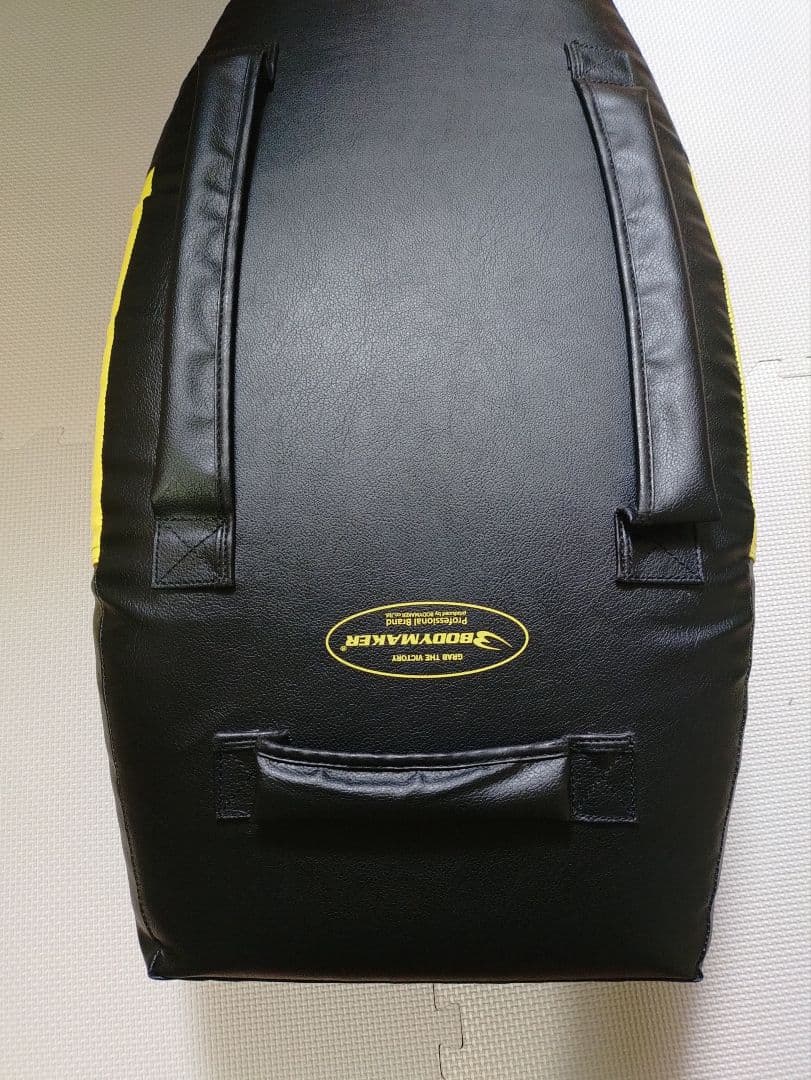 BODYMAKER　ボディメーカー　ビッグミットフェザーシールド