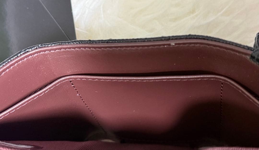 CHANEL 三つ折り財布 AP0230