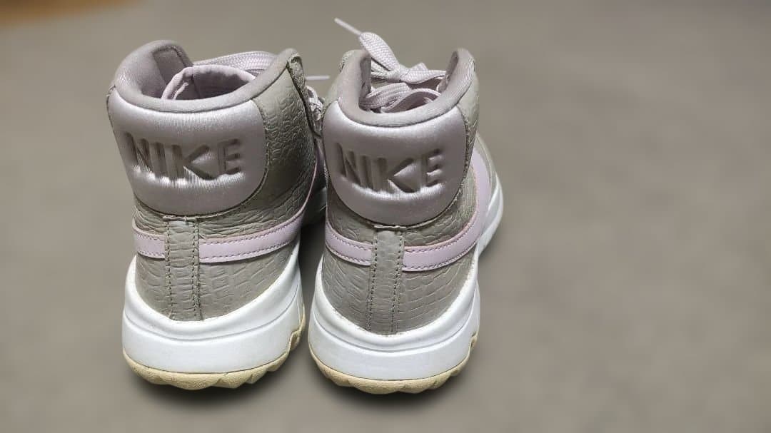 Nike ゴルフシューズ ハイカット グレー/ラベンダー レディース23.5cm
