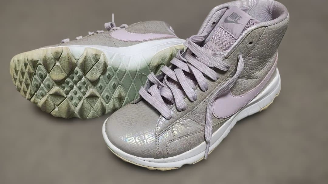 Nike ゴルフシューズ ハイカット グレー/ラベンダー レディース23.5cm