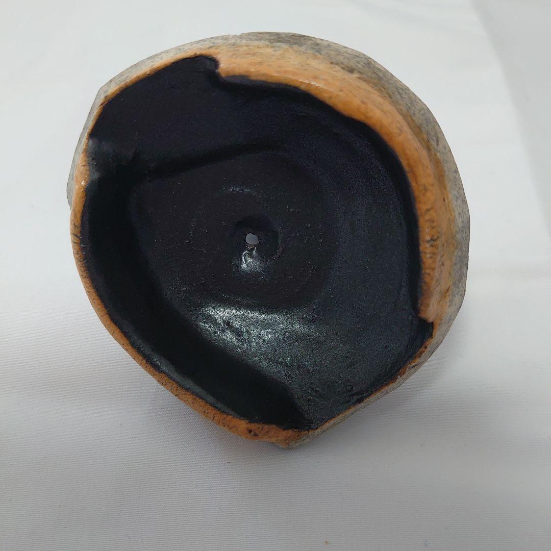 作家さんの手作り　陶器製のユニークなポット