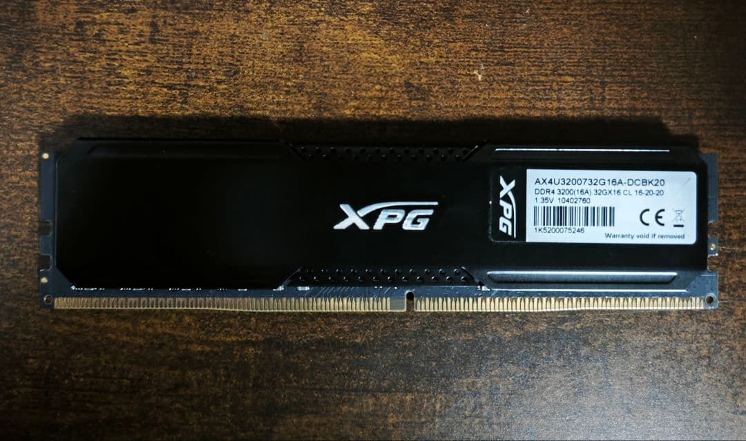 メモリー A-DATA 32GB DDR4-3200 XPG
