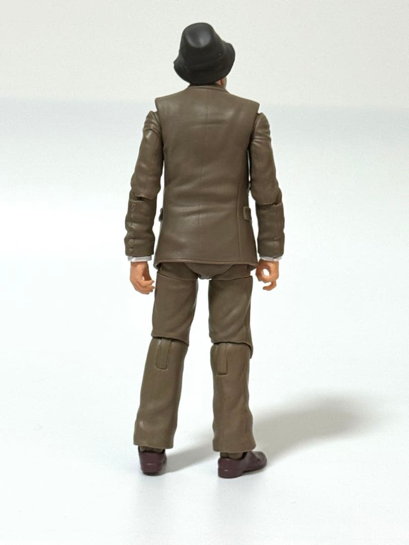 hasbro ヘンリー・ジョーンズ フィギュア　インディ・ジョーンズ／最後の聖戦