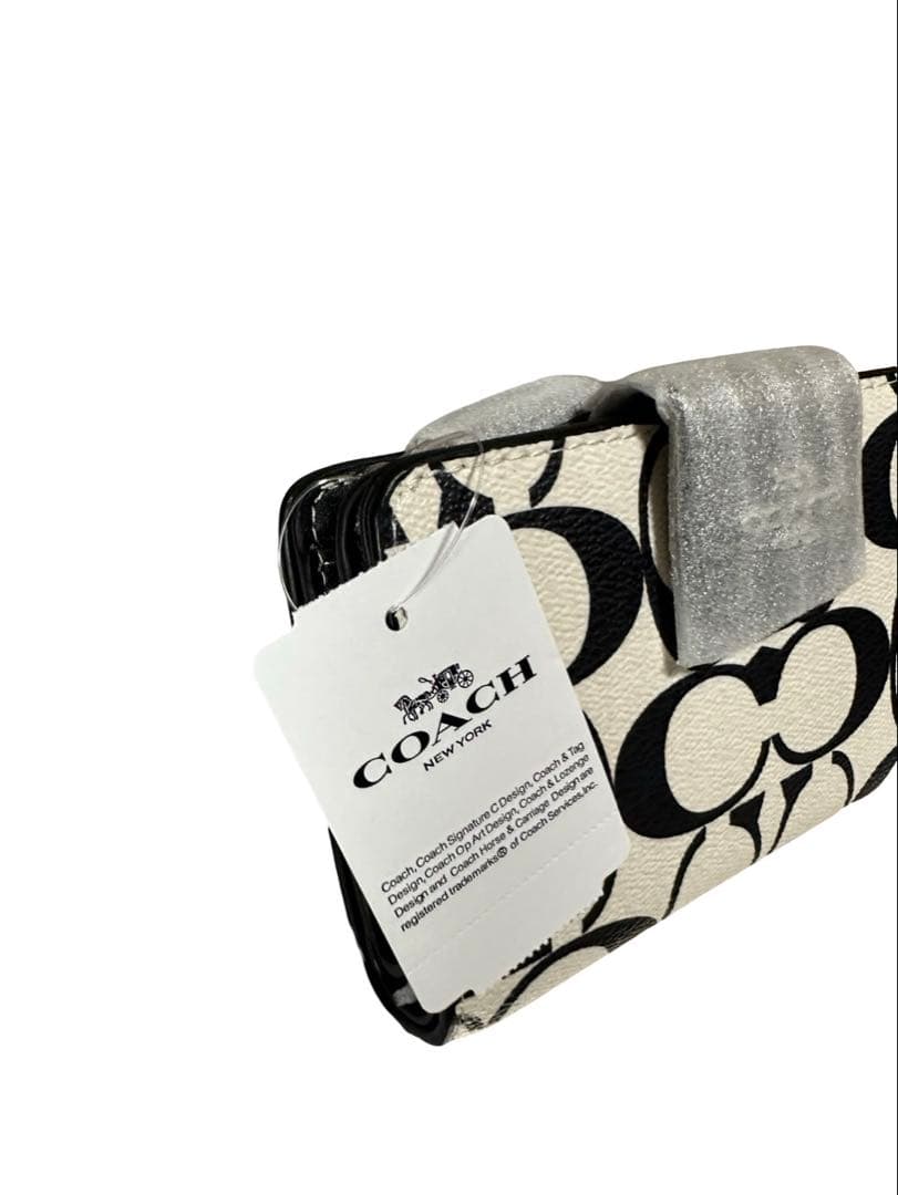 COACH コーチミニ財布 シグネチャー ホワイト×ブラック レザー タグ付き