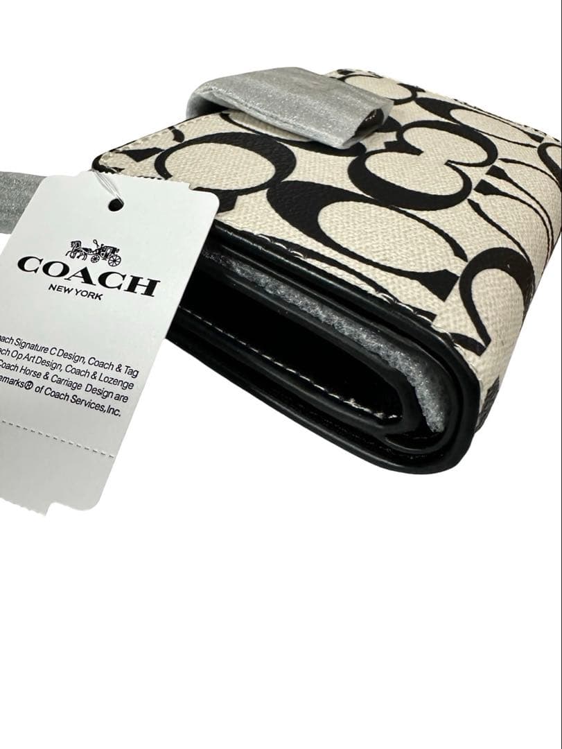 COACH コーチミニ財布 シグネチャー ホワイト×ブラック レザー タグ付き