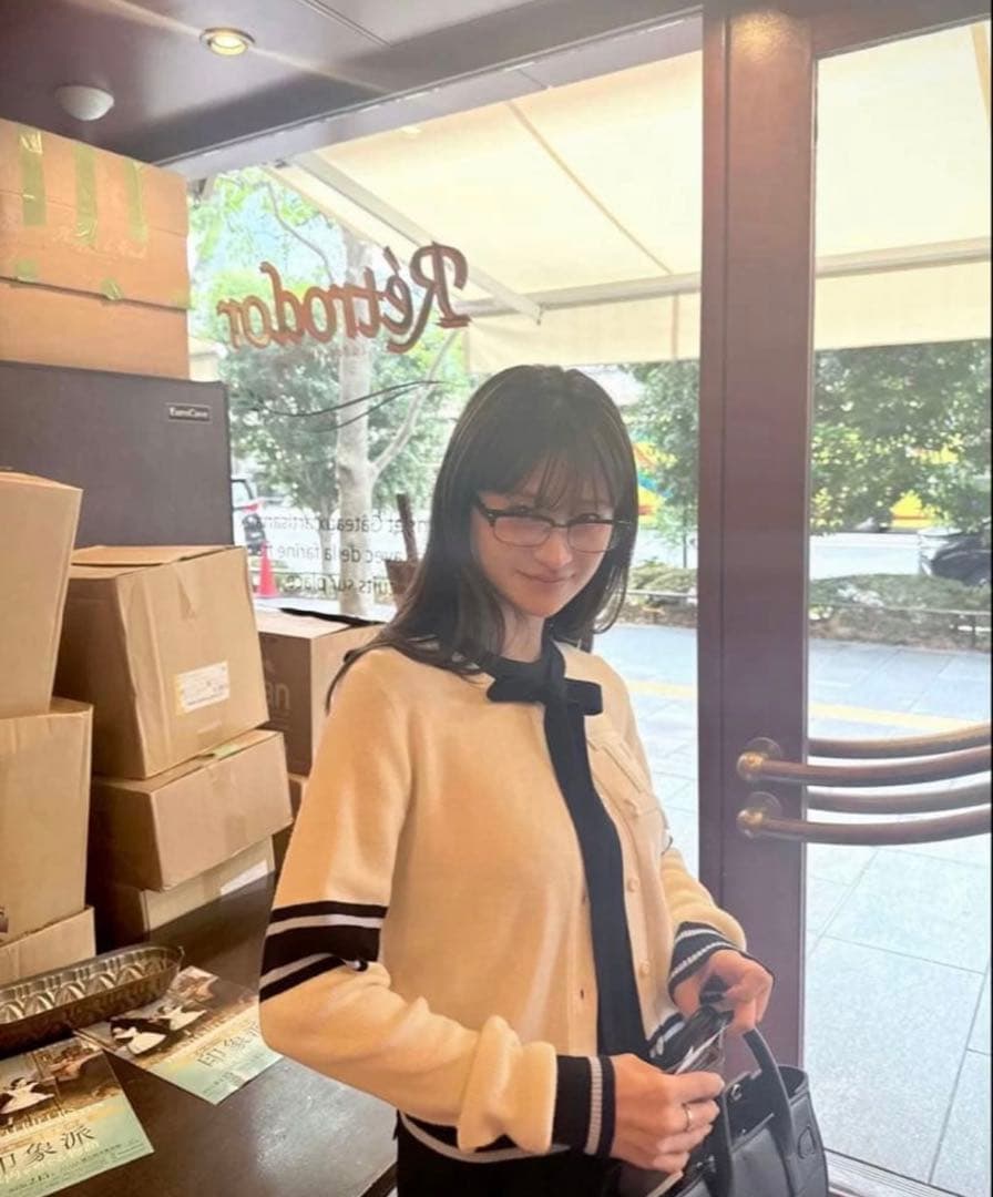 bibiy B. CLUB TIE CARDIGAN ホワイト