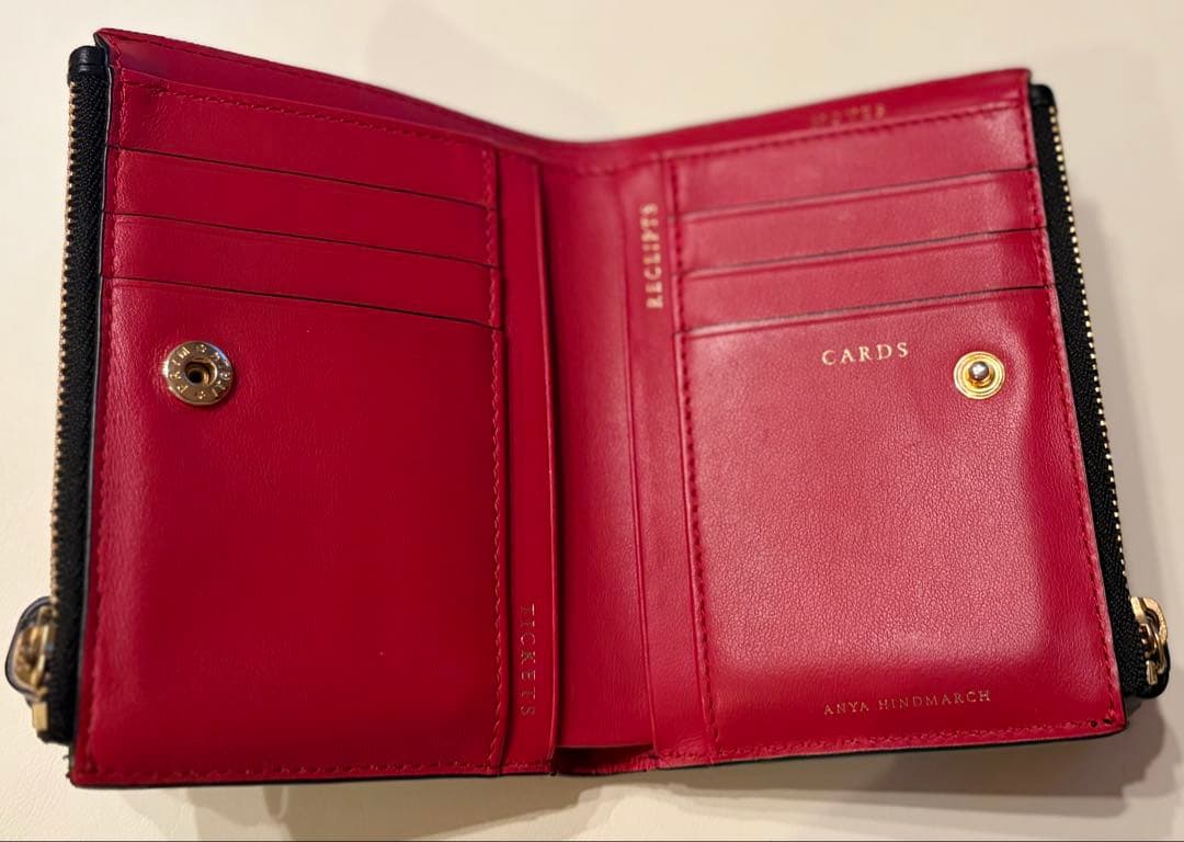 H*e様 ANYA HINDMARCH アニヤハインドマーチ 二つ折り財布 ブラ