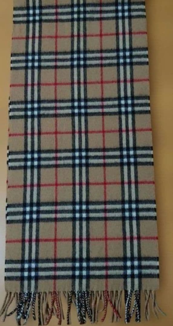 き*読様 【極美品】Burberry ノバチェック柄マフラーラ