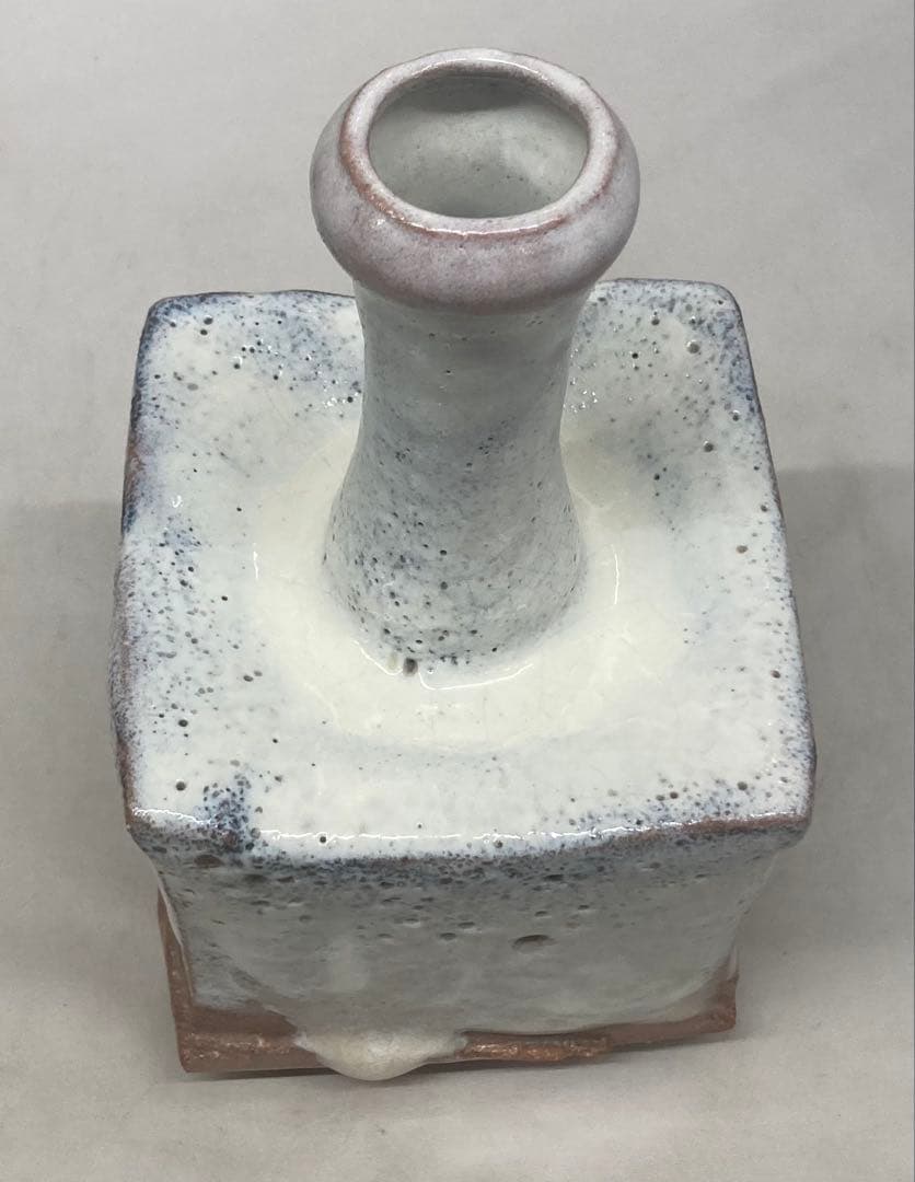 B483b「萩 花入」森島一伸作　共箱　萩焼　花器　茶道具