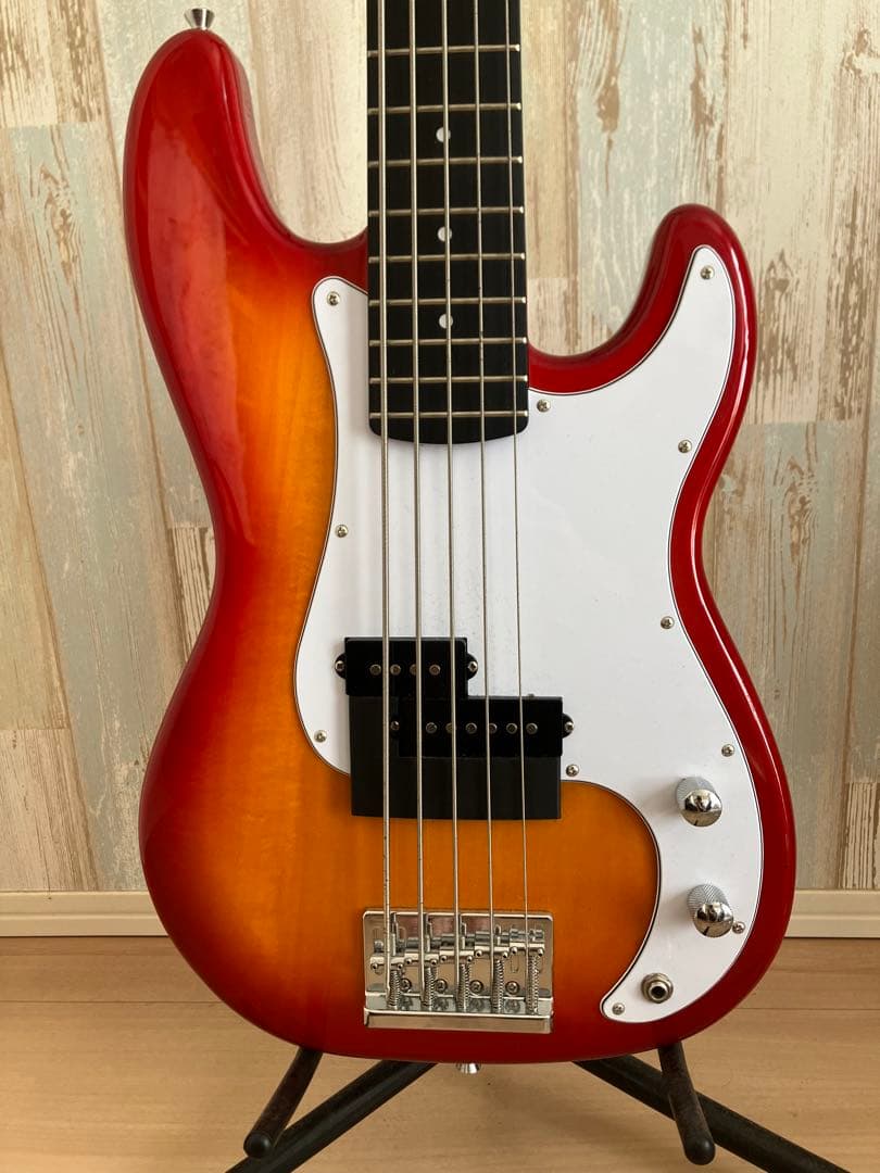 woofy basses woo5 5弦【フィンガーランプ付】【※手渡のみ】