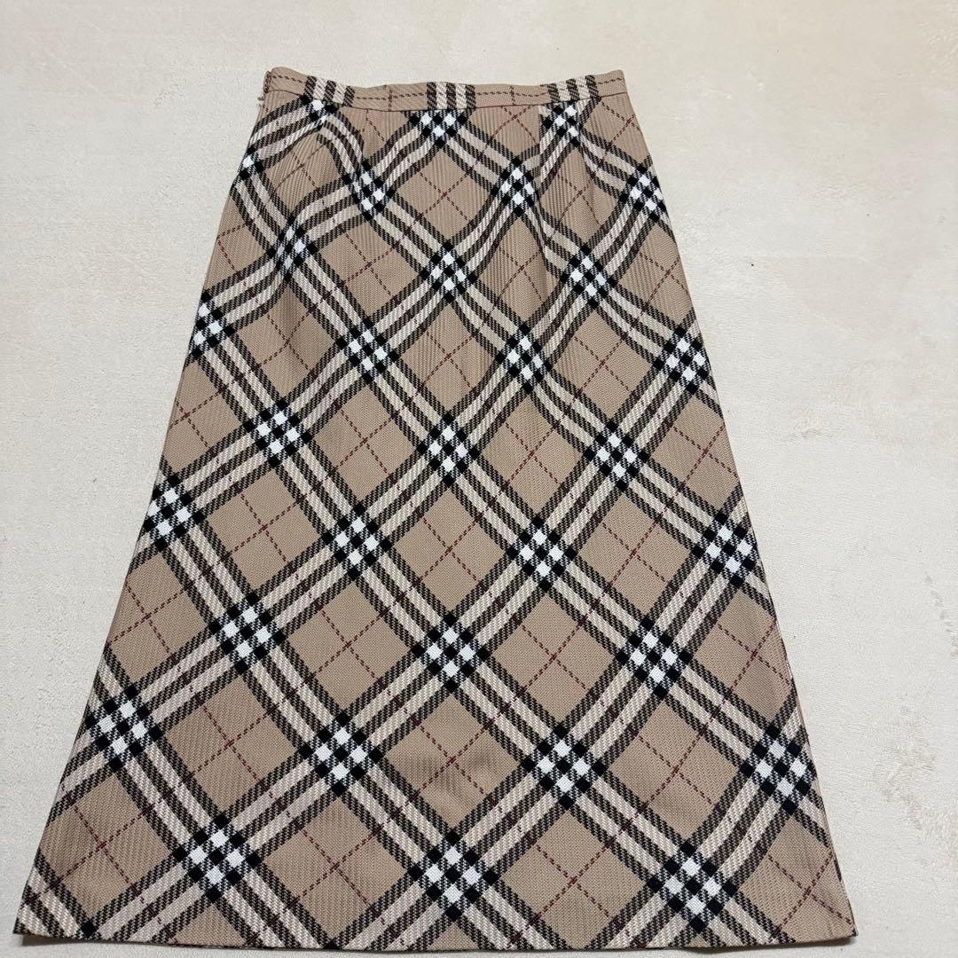 Burberry Londonノバチェック　ロングスカート 大きい15ABR