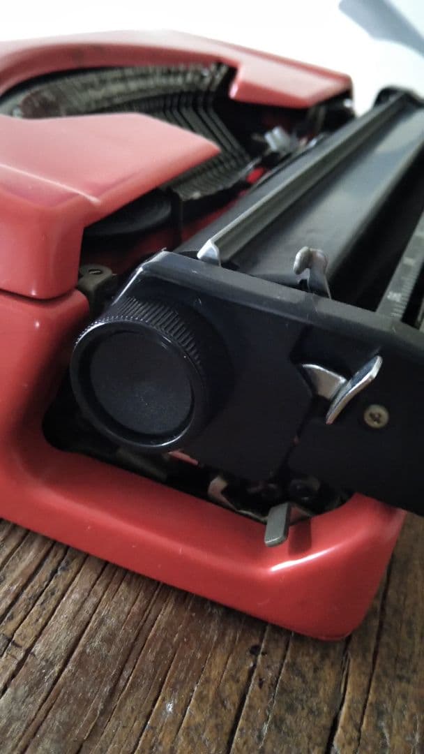 Typewriter Brother Deluxe 220 タイプライター