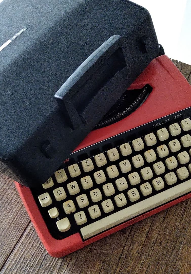 Typewriter Brother Deluxe 220 タイプライター