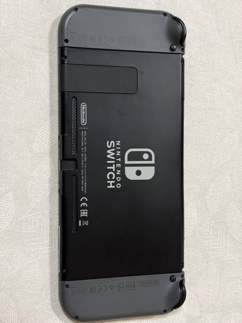 Nintendo Switch 初期型。ドック、ACアダプタあり