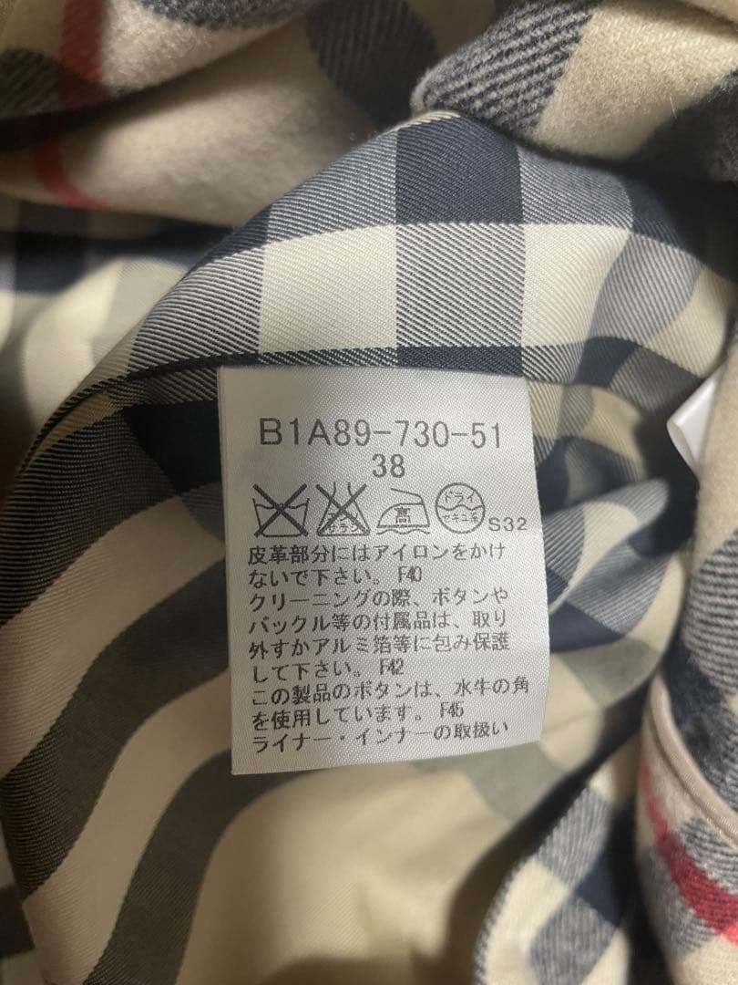 【美品】近年販売◼️Burberry◼️レディース◼️ミドル丈◼️ライナー付◼️