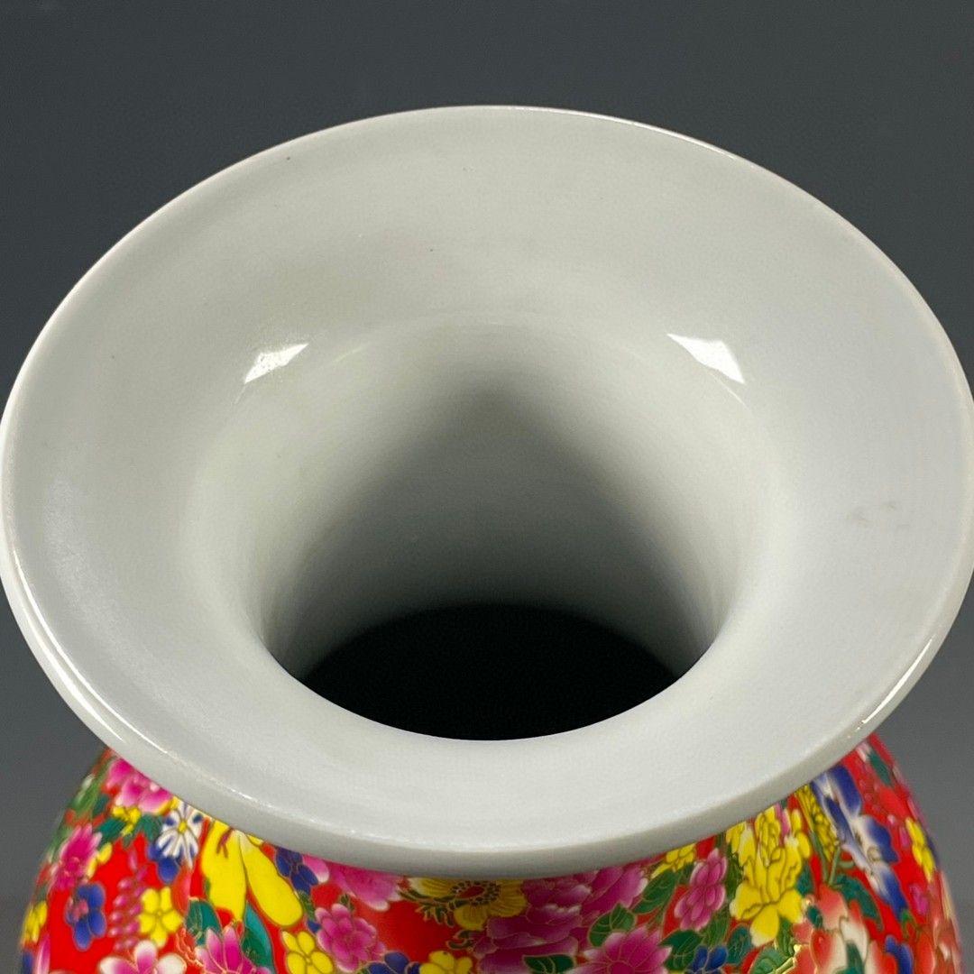 大清乾隆帝五彩花卉図案花瓶 景徳鎮 陶磁器 装飾品 現代工芸品美術品 置物