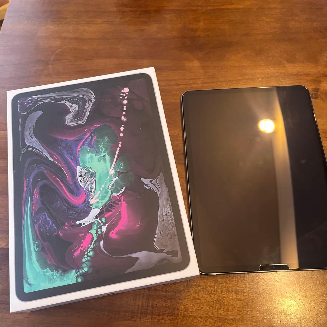 iPad Pro 11インチ Wi-Fi 256GB 第一世代 中古 小傷あり