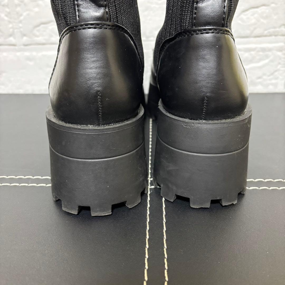 【美品】 ZARA ジッパー付きフラットソックスアンクルブーツ ブラック ブーツ