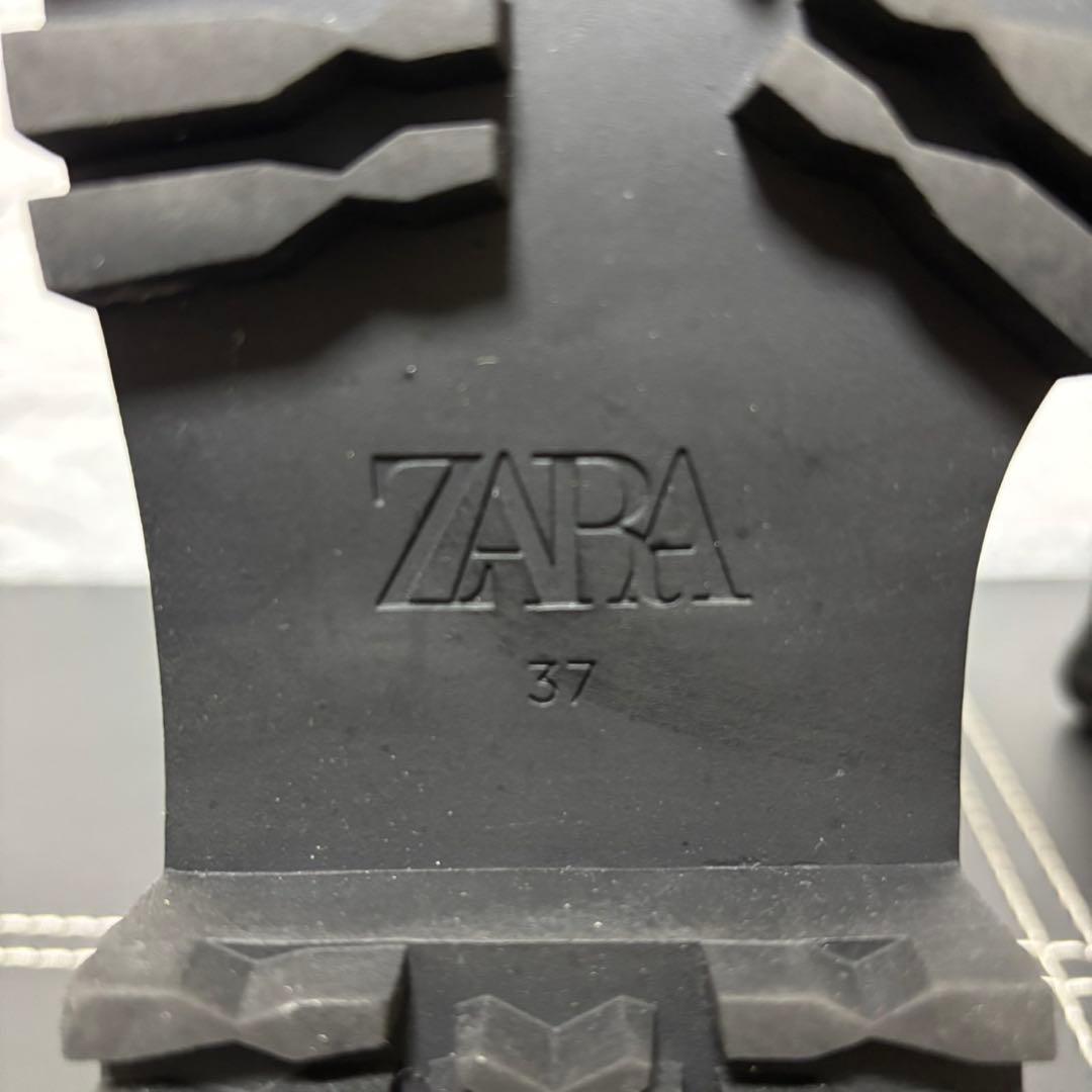 【美品】 ZARA ジッパー付きフラットソックスアンクルブーツ ブラック ブーツ