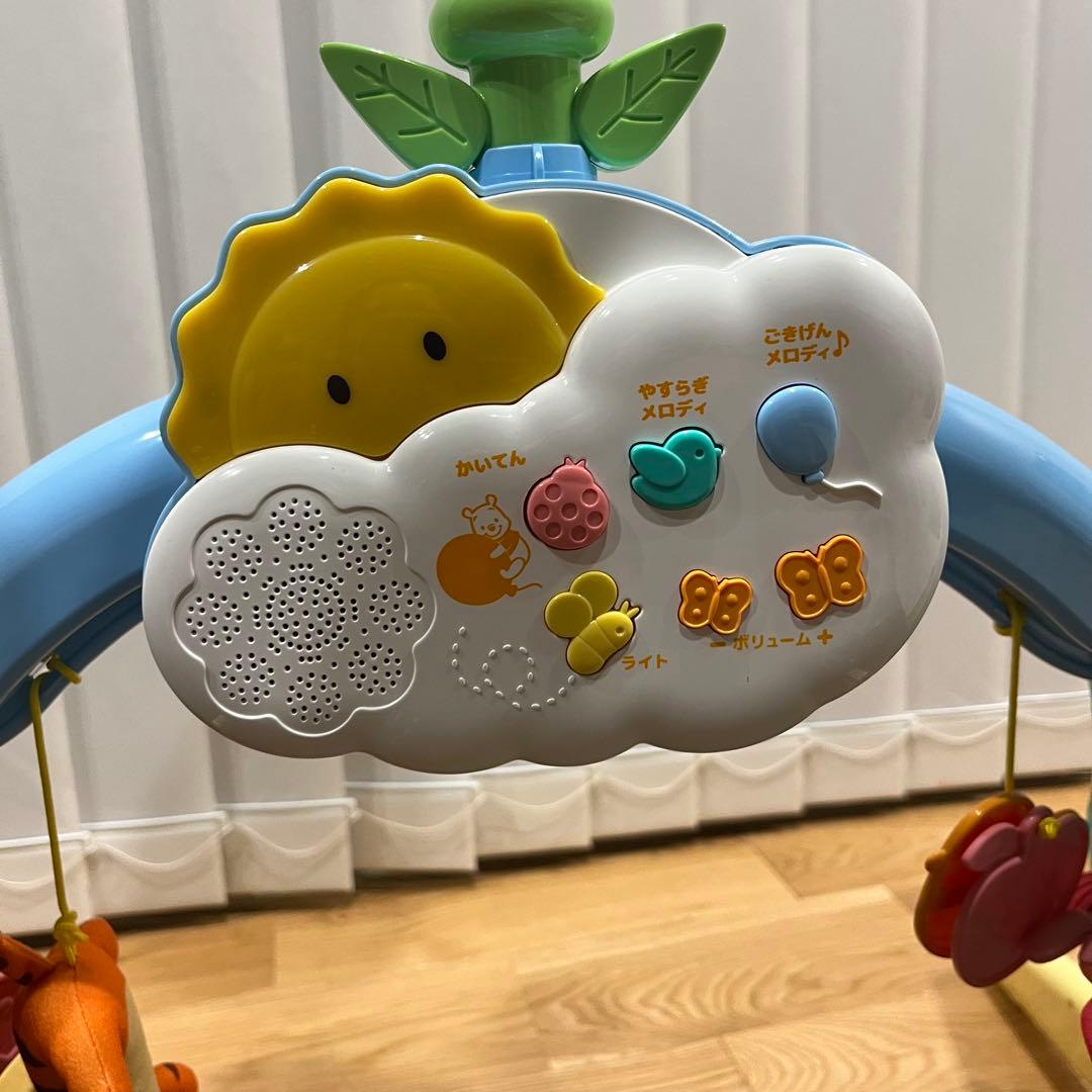 美品　プーメリー　メロディー付きベビージム ベビージム　　おもちゃ　メリー