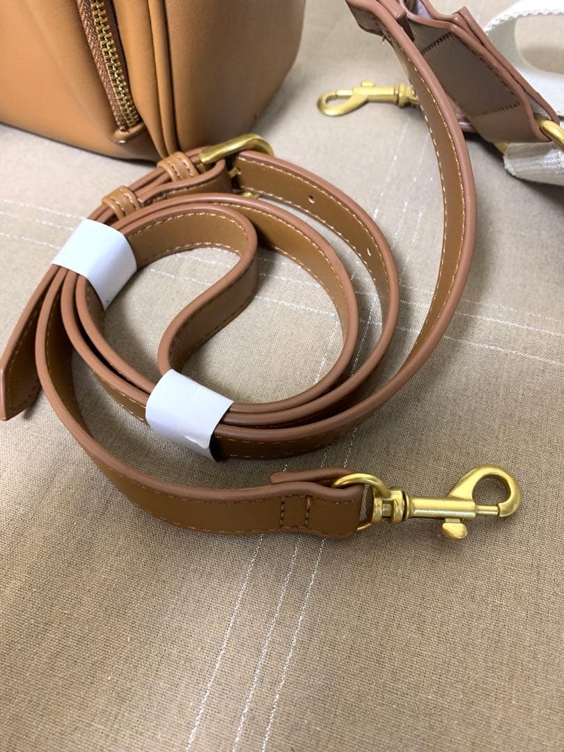新品未使用　zara ジッパーボストンバッグ　ショルダーバッグ　ブラウン
