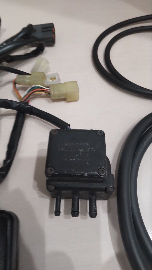 HKS EVC 3 ブーストコントローラー 動作確認済み! 良品!