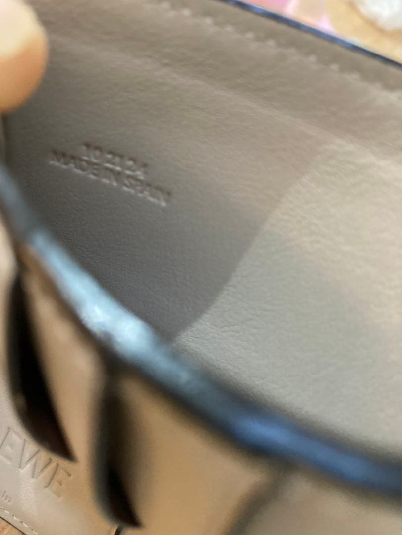 LOEWE ロエベ コンパクトジップウォレット 折り財布 二つ折り財布 美品 革