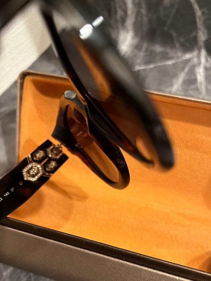 BVLGARI キャットアイ サングラス
