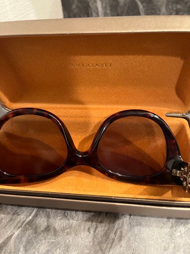 BVLGARI キャットアイ サングラス