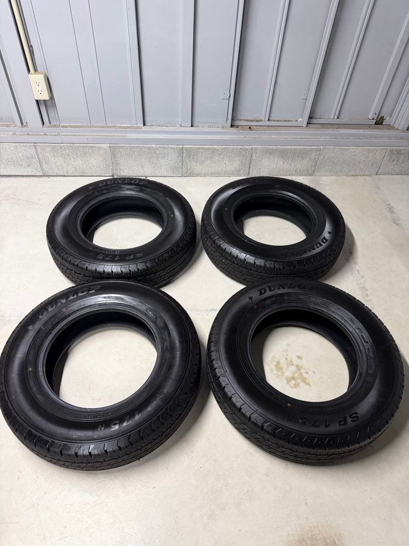 ハイエース 純正タイヤ 新車外し 4本セット 195/80R15 ダンロップ