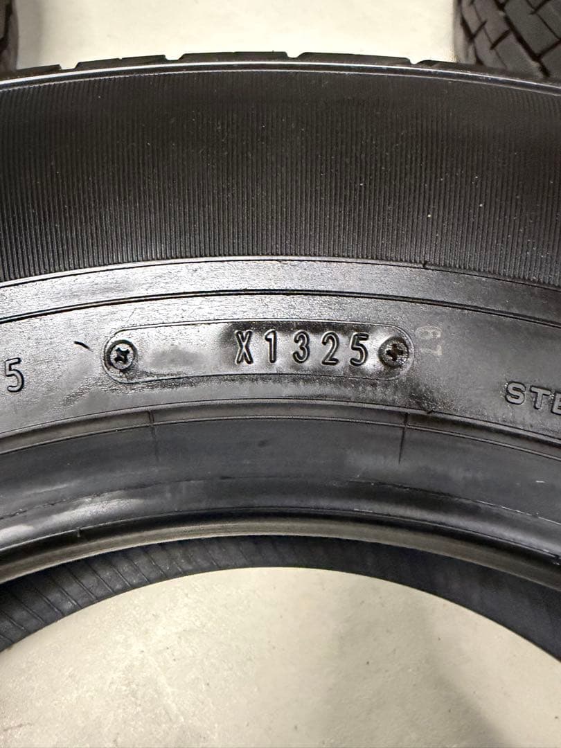 ハイエース 純正タイヤ 新車外し 4本セット 195/80R15 ダンロップ