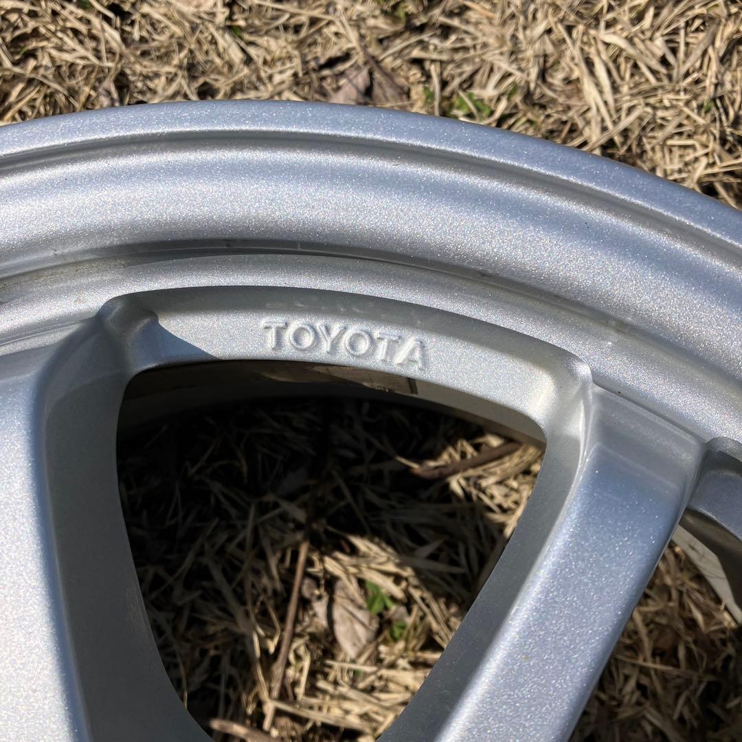TOYOTA 15インチ シルバーアルミホイール