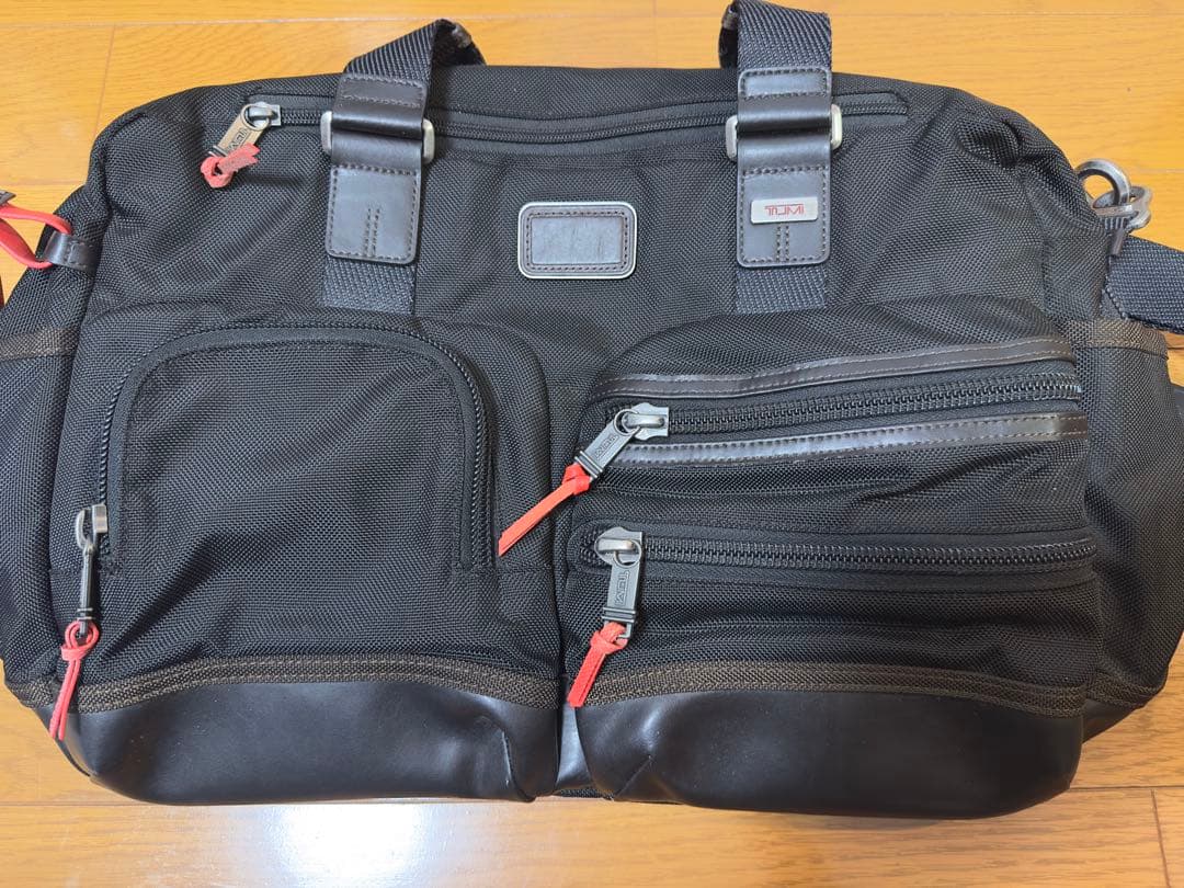 TUMI Braveエッセンシャルトートバッグ