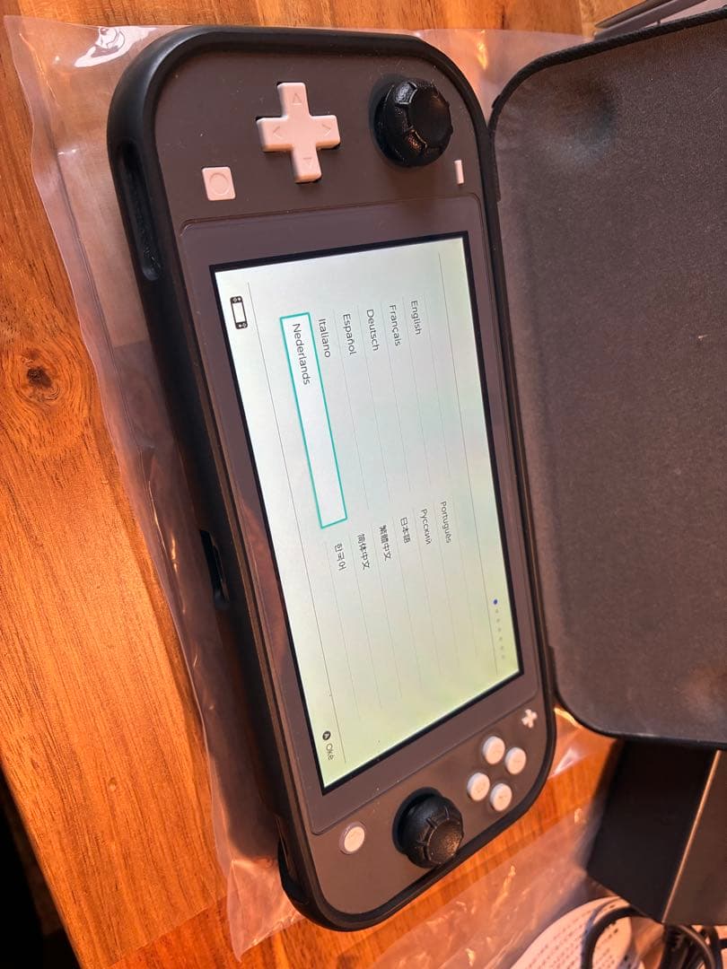 良品 // Nintendo Switch Lite グレー 本体＆箱付き