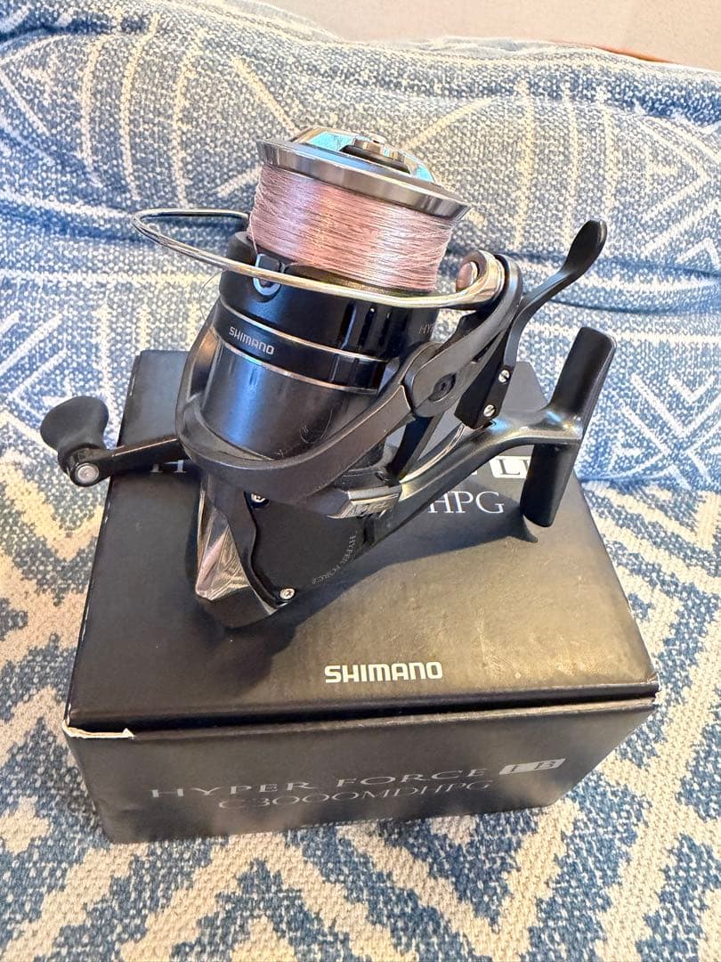 シマノ ハイパーフォース C3000MDHPG スピニングリール